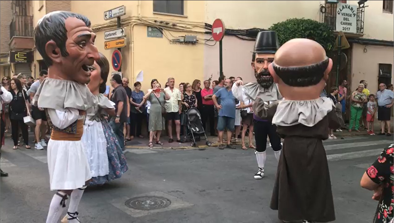 video:bailando_con_cabezudos.mp4